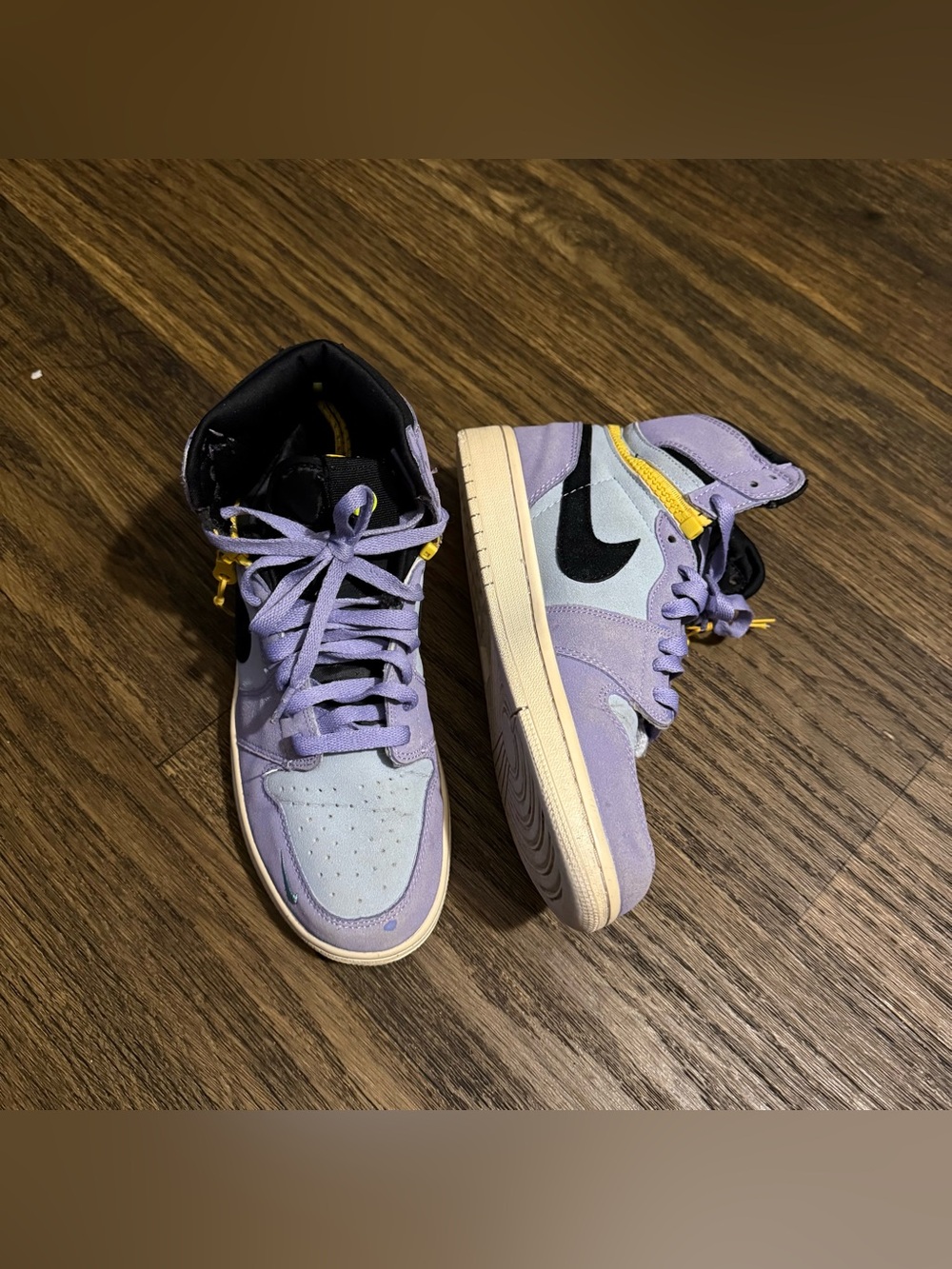 Air Jordan 1 High Zoom CMFT “Lemon Twist” – Women’s Size 8 - Picture 2 of 10